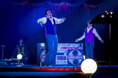 Gran circo Holiday. MARIO TEJEDOR (2)
