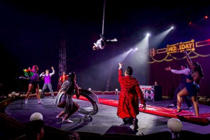 Gran circo Holiday. MARIO TEJEDOR (14)
