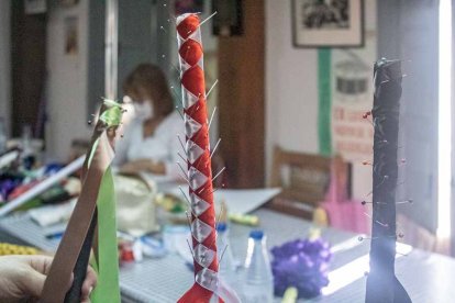 Curso de cachirulos y banderillas.-S..O.