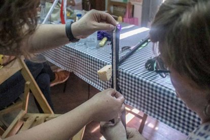 Curso de cachirulos y banderillas.-S..O.