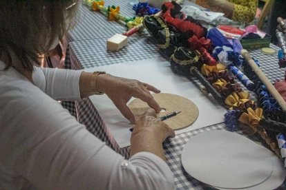 Curso de cachirulos y banderillas.-S..O.