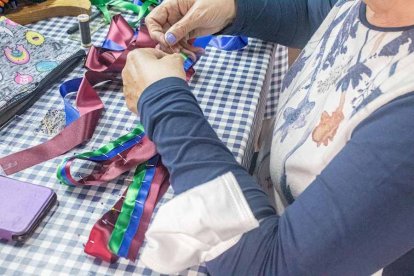 Curso de cachirulos y banderillas.-S..O.