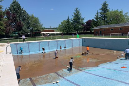 El Ayuntamiento preveía abrir la piscina de Berlanga el día 19.