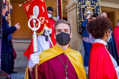 Procesión del Domingo de resurreción. Encuentro de la Virgen de la Alegría y Jesús Resucitado - MARIO TEJEDOR (41)