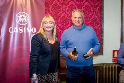 Concurso de vinos caseros en el Casino. MARIO TEJEDOR (32)