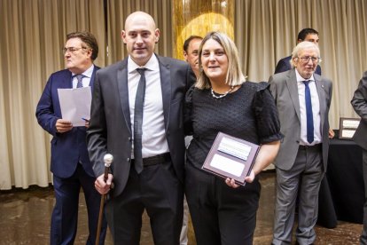 El Ayuntamiento de Soria entrega placas de agradecimiento a los Jurados de 2022. MARIO TEJEDOR (25)