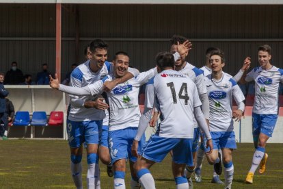 Derbi de tercera Numancia B vs Almazán - Mario Tejedor (39)