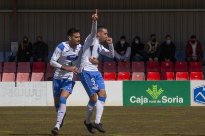 Derbi de tercera Numancia B vs Almazán - Mario Tejedor (36)