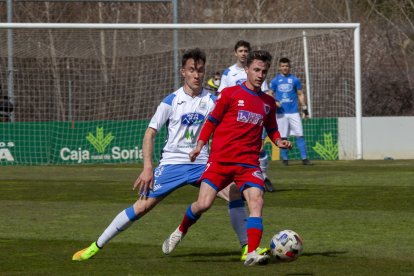 Derbi de tercera Numancia B vs Almazán - Mario Tejedor (28)