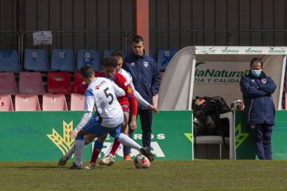 Derbi de tercera Numancia B vs Almazán - Mario Tejedor (5)