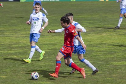 Derbi de tercera Numancia B vs Almazán - Mario Tejedor (1)
