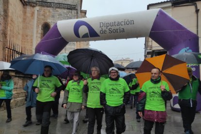 Marcha contra el Cáncer en El Burgo.-A. HERNANDO
