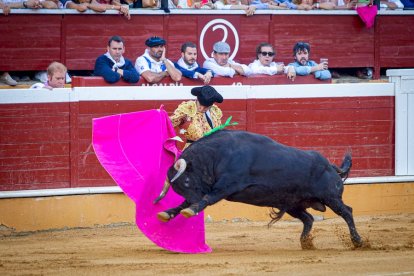Toros del Domingo de calderas - MARIO TEJEDOR (1)