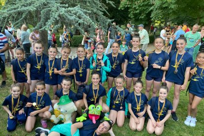 Brillante actuación del Club Gimnasia Duero en el Regional. HDS