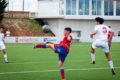 El CD Numancia juvenil logra el ascenso. MARIO TEJEDOR