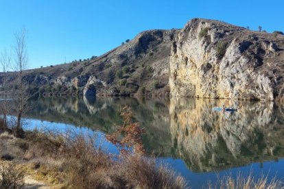 Inicio de la ruta en el embalse de Los Rábanos.