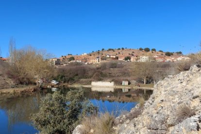 Inicio de la ruta en el embalse de Los Rábanos.