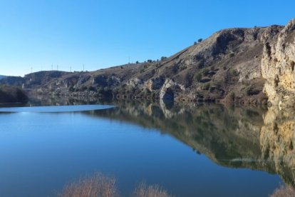 Inicio de la ruta en el embalse de Los Rábanos.