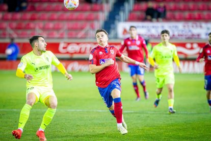 CD Numancia vs Real Sporting. MARIO TEJEDOR (28)