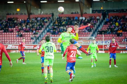 CD Numancia vs Real Sporting. MARIO TEJEDOR (4)