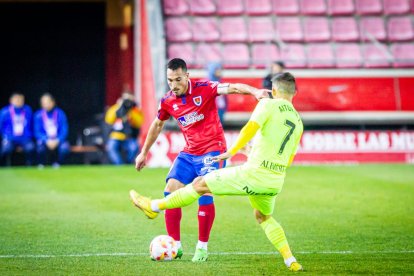 CD Numancia vs Real Sporting. MARIO TEJEDOR (79)