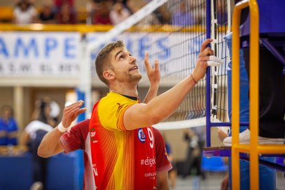 Río Duero Voley contra el CV Guaguas. MARIO TEJEDOR