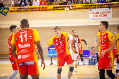 Río Duero Voley contra el CV Guaguas. MARIO TEJEDOR