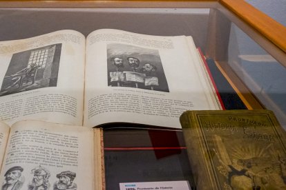 Rebelión en las aulas la imagen de los comuneros en el libro escolar. MARIO TEJEDOR (6)