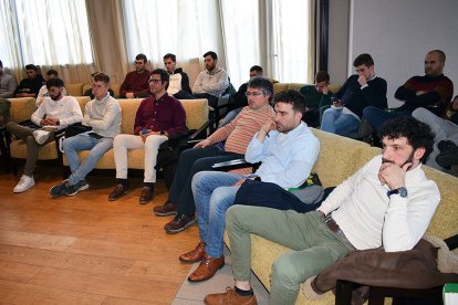 Jornada de Jóvenes Cooperativistas de Urcacyl celebrada en Soria con presencia de Copiso. HDS