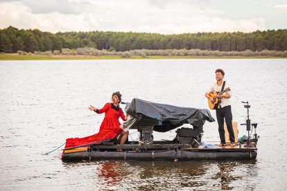 Le piano du lac en el pantano de la Cuerda del Pozo. - MARIO TEJEDOR