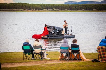 Le piano du lac en el pantano de la Cuerda del Pozo. - MARIO TEJEDOR