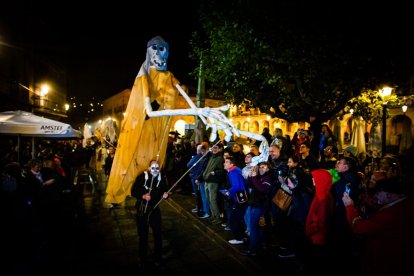 Desfile del Festival de las ánimas. MARIO TEJEDOR (8)