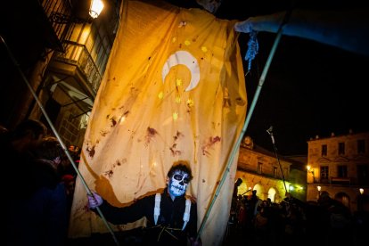 Desfile del Festival de las ánimas. MARIO TEJEDOR (10)