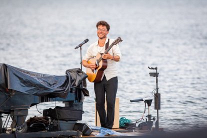 Le piano du lac en el pantano de la Cuerda del Pozo. - MARIO TEJEDOR