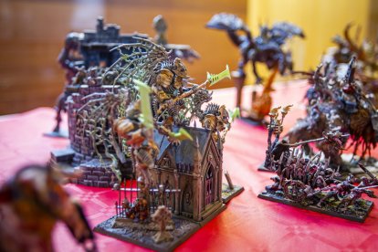 La Asociación Triskel Numantia organizó el torneo de Warhammer. MARIO TEJEDOR (23)