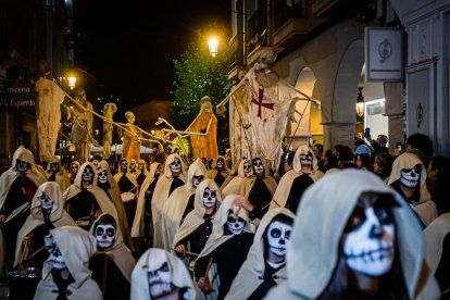 Desfile del Festival de las ánimas. MARIO TEJEDOR (21)