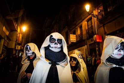 Desfile del Festival de las ánimas. MARIO TEJEDOR (28)