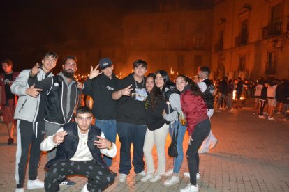 Encendido de antorchas para despedir las fiestas de Almazán. SATUR LAFUENTE (55)_04