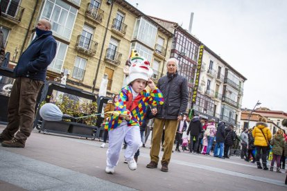 Desfile de gigantes y cabezudos - MARIO TEJEDOR (17)