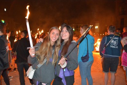 Encendido de antorchas para despedir las fiestas de Almazán. SATUR LAFUENTE (60)_04