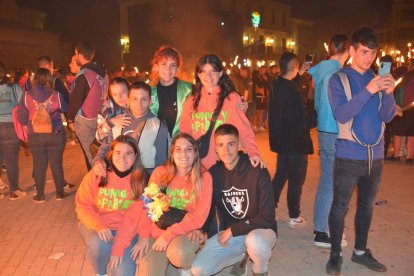 Encendido de antorchas para despedir las fiestas de Almazán. SATUR LAFUENTE (62)_04