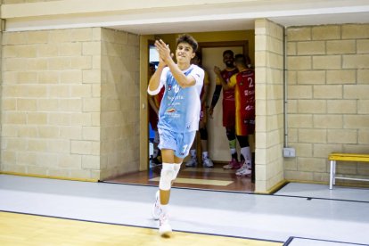 Rio Duero Voley vs Textil Santanderina. MARIO TEJEDOR (22)