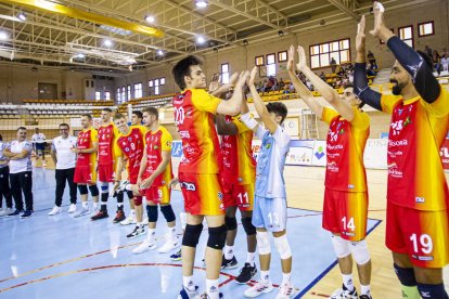 Rio Duero Voley vs Textil Santanderina. MARIO TEJEDOR (31)