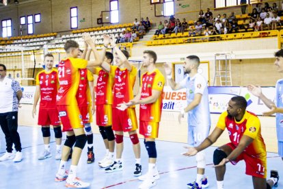 Rio Duero Voley vs Textil Santanderina. MARIO TEJEDOR (33)