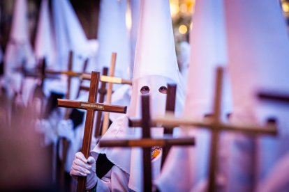 Procesión de la Cofradía del Santo Entierro. MARIO TEJEDOR (48)
