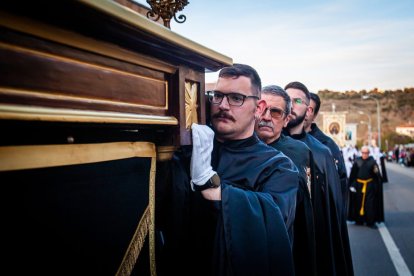 Procesión de la Cofradía del Santo Entierro. MARIO TEJEDOR (7)
