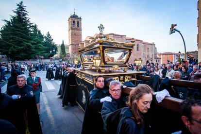 Procesión de la Cofradía del Santo Entierro. MARIO TEJEDOR (9)