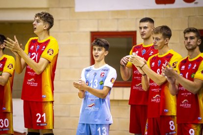 Rio Duero Voley vs Textil Santanderina. MARIO TEJEDOR (47)