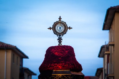 Procesión de la Cofradía del Santo Entierro. MARIO TEJEDOR (25)