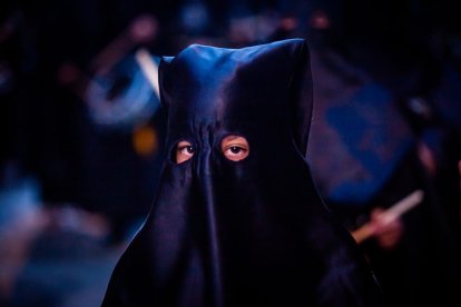 Procesión de la Cofradía del Santo Entierro. MARIO TEJEDOR (33)